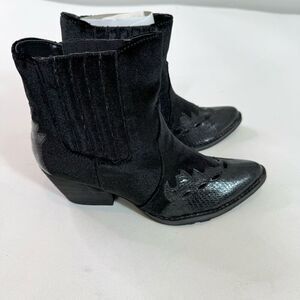 VOLATILE Boots Womens 7 Black Western Sava Velvet Country Festival New Boho